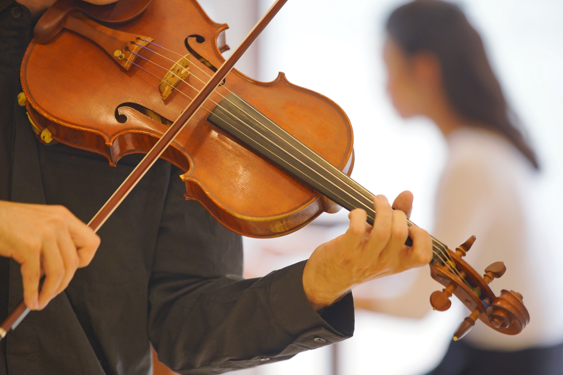 大人からバイオリンを始める強み - 葉加瀬アカデミー