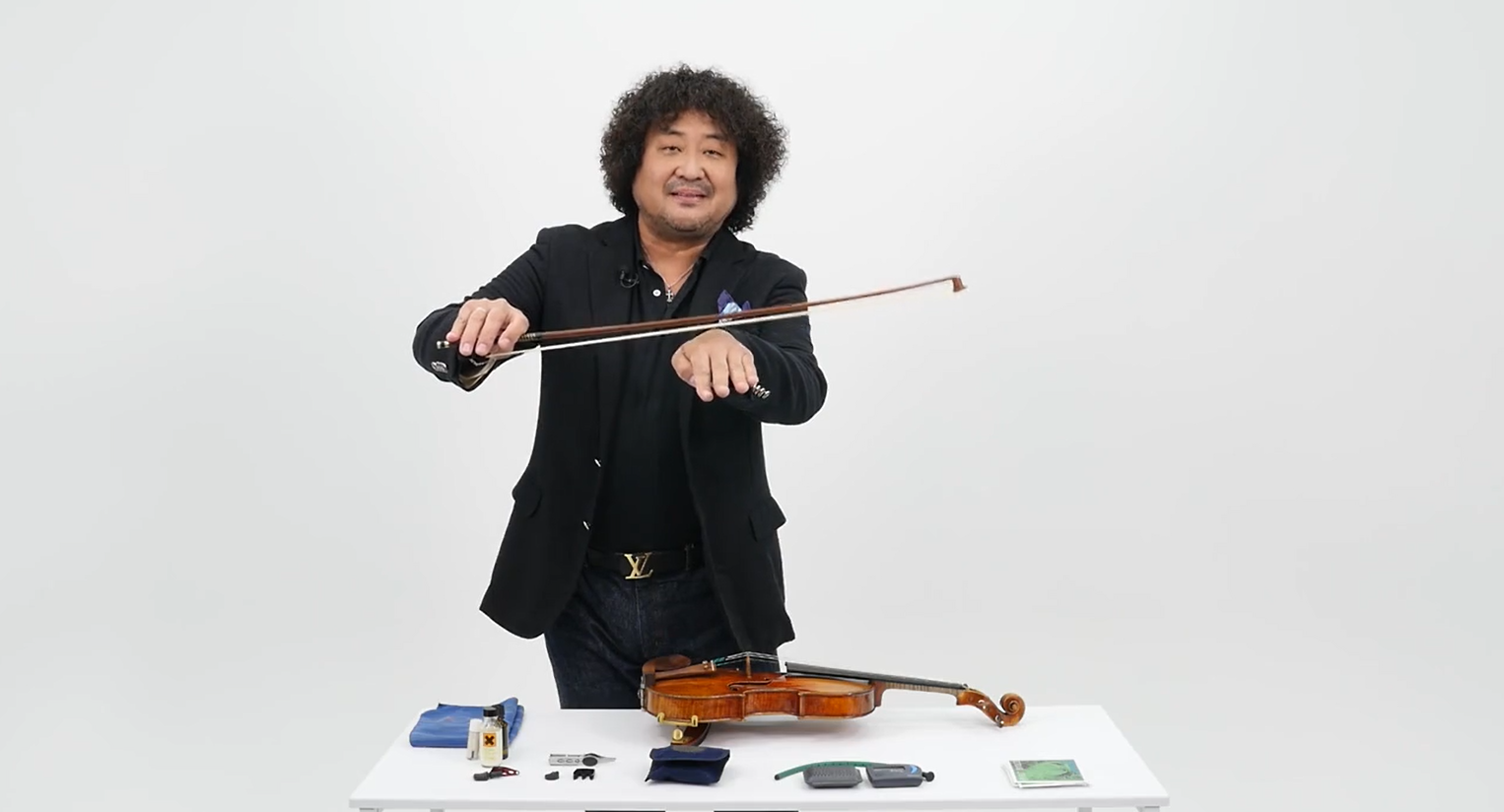 ヴァイオリンのお悩み解決 弓の毛や弦 松脂を替えるタイミング 新着情報 コラム 葉加瀬アカデミー ヴァイオリンのお悩み解決 弓の毛や弦 松脂を替えるタイミング 新着情報 コラム 葉加瀬アカデミー